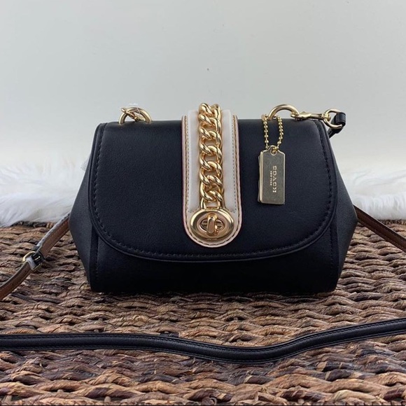 Coach Handbags - SOLD⛔️Authentic Coach leather chain appliqué Crosb